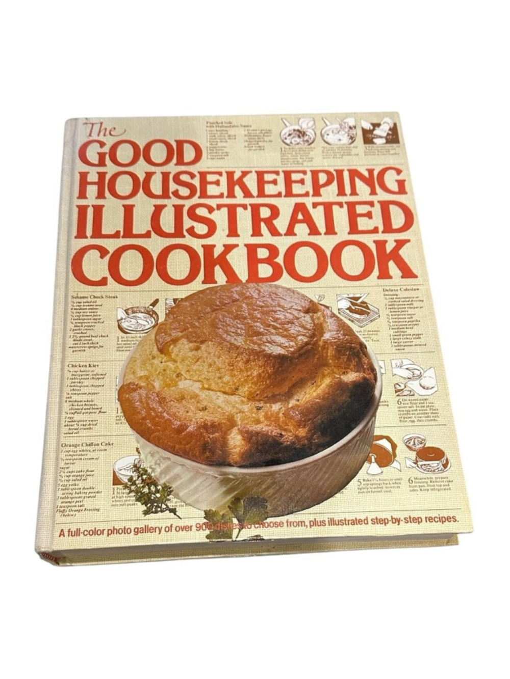 Vintage The Good Housekeeping Illustrated Cookbook Books Beige HC 1980